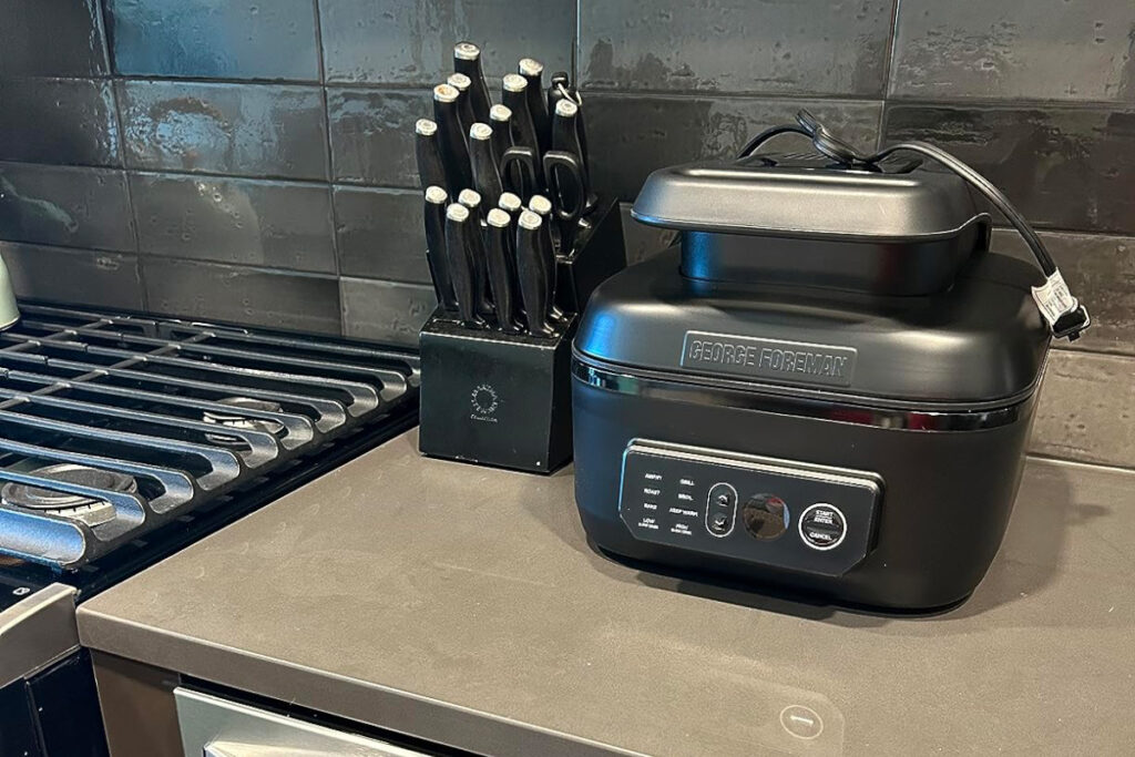 George Foreman Beyond Grill feature image showcasing the innovative design and versatile cooking options for healthier grilling and meal preparation.